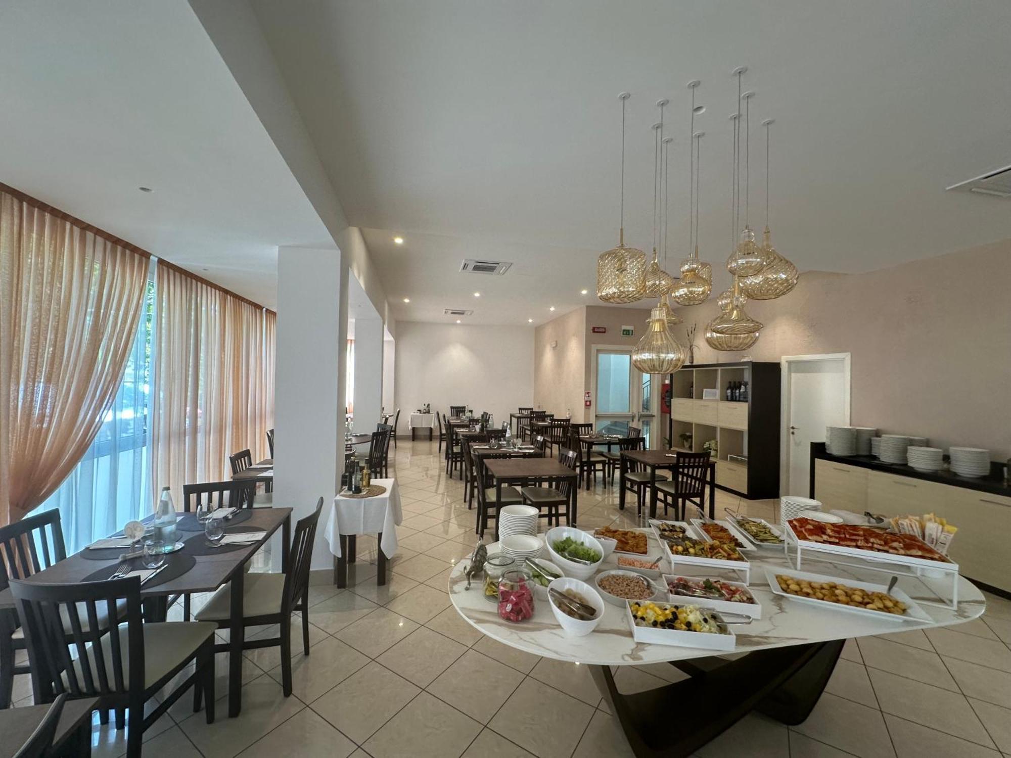 Hotel Villa Tosi Bellaria-Igea Marina Eksteriør bilde