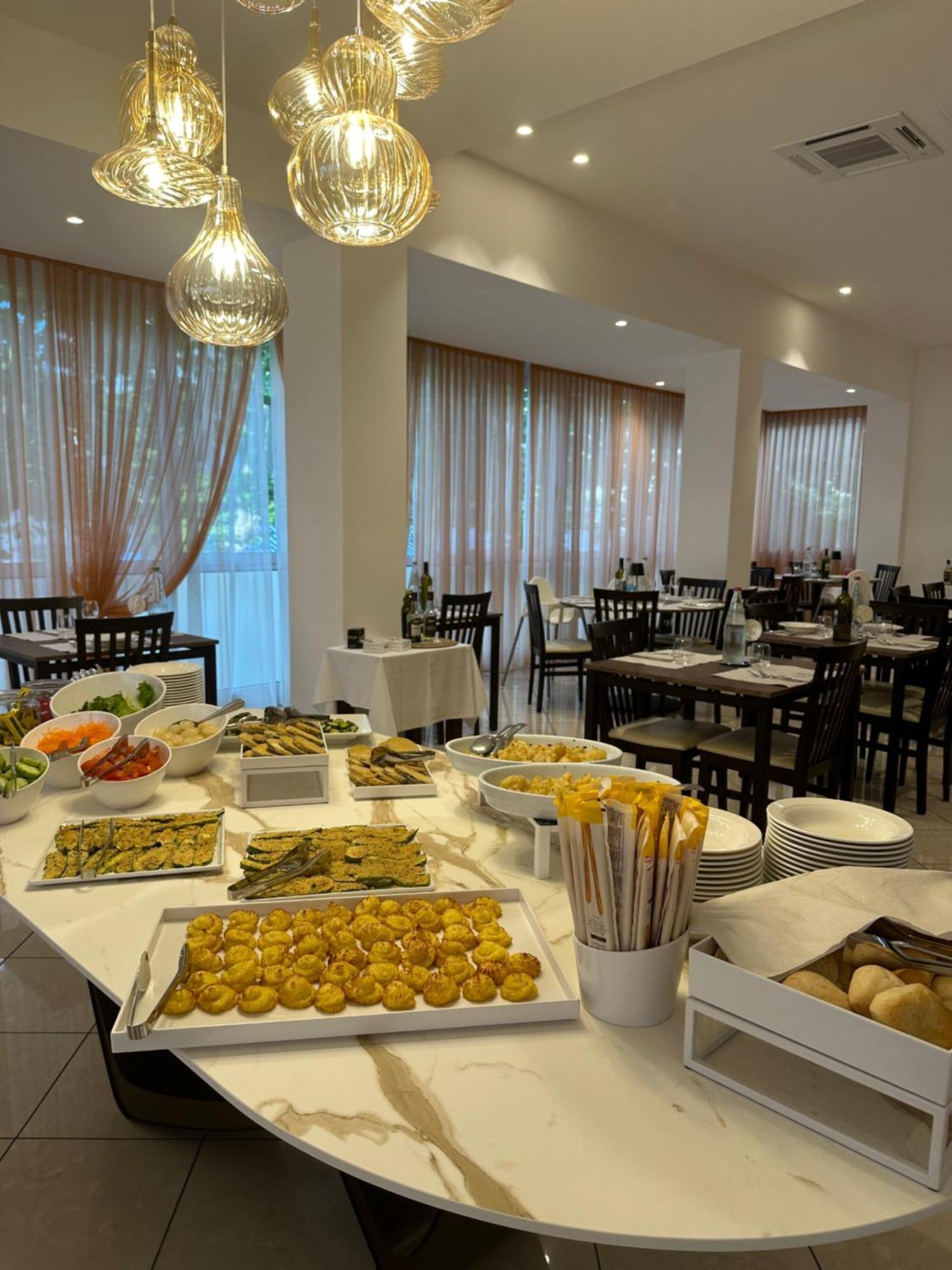 Hotel Villa Tosi Bellaria-Igea Marina Eksteriør bilde